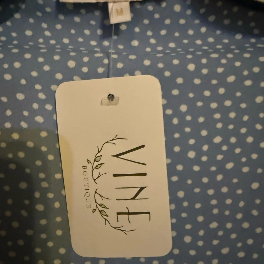 NWT - Olivaceous Blouse - Size M - Picture 6 of 9